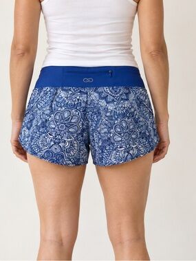 CALIA Blue Paisley Infinity Run Shorts Lined Zip Pocket M